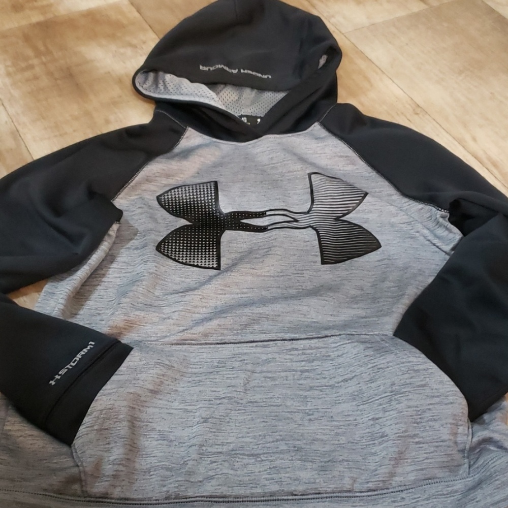 Under Armour Hoodie